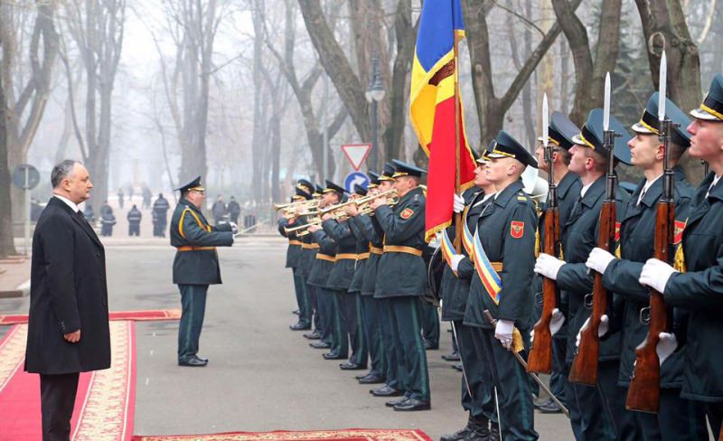 Кстати, знаете, что сегодня сделал новый президент Молдовы Игорь Додон? 